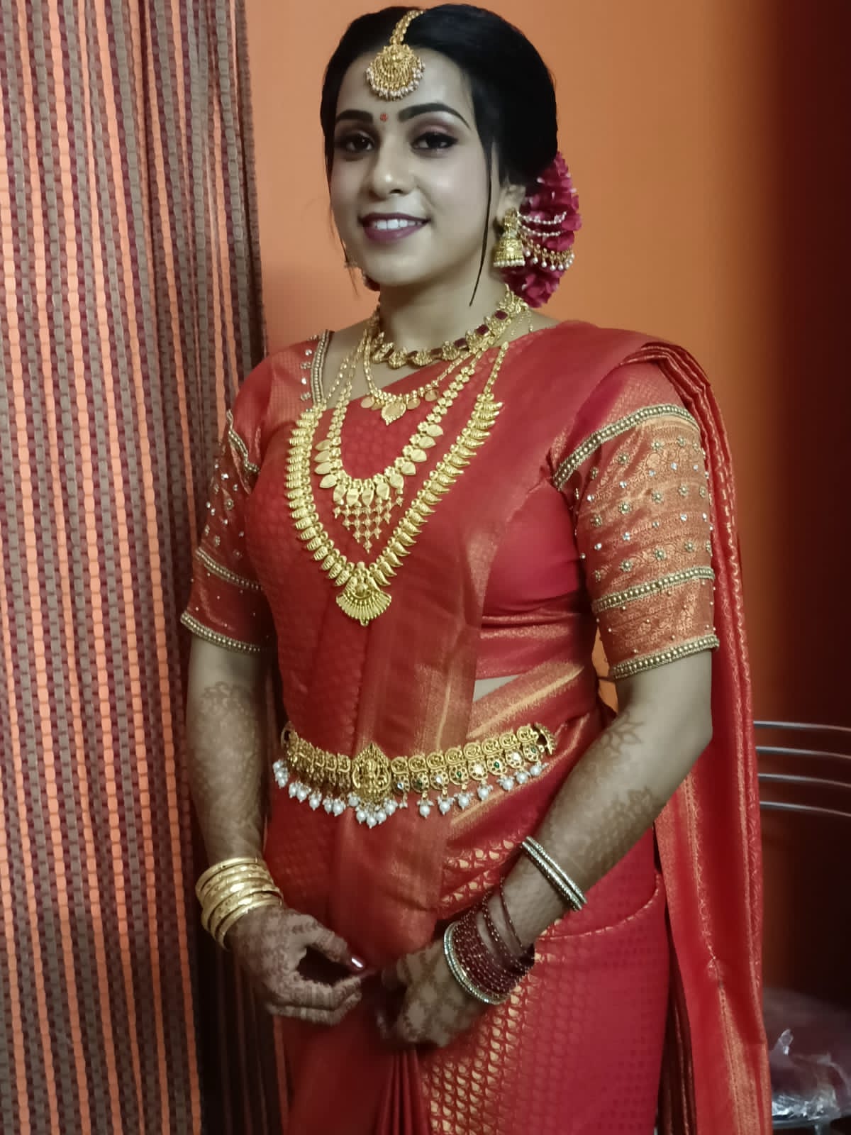 NAKSHATHRA BEAUTY PARLOUR KULAPPULLY